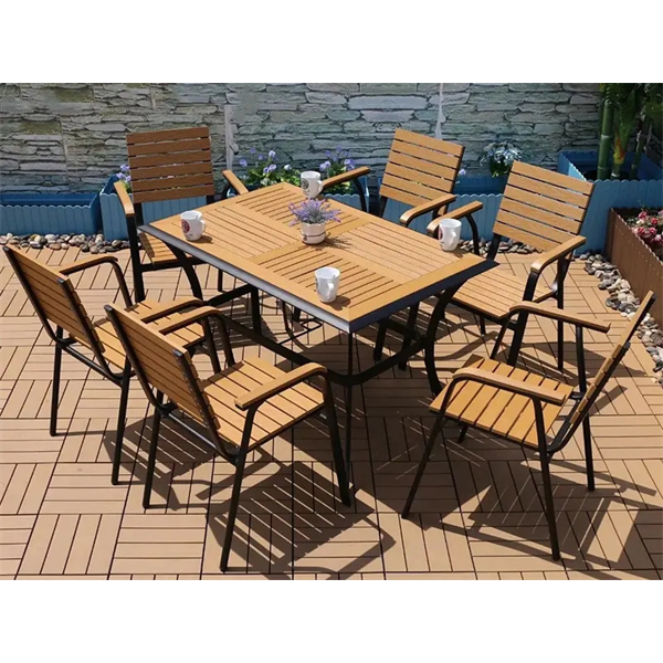 CONJUNTO MESA E CADEIRAS