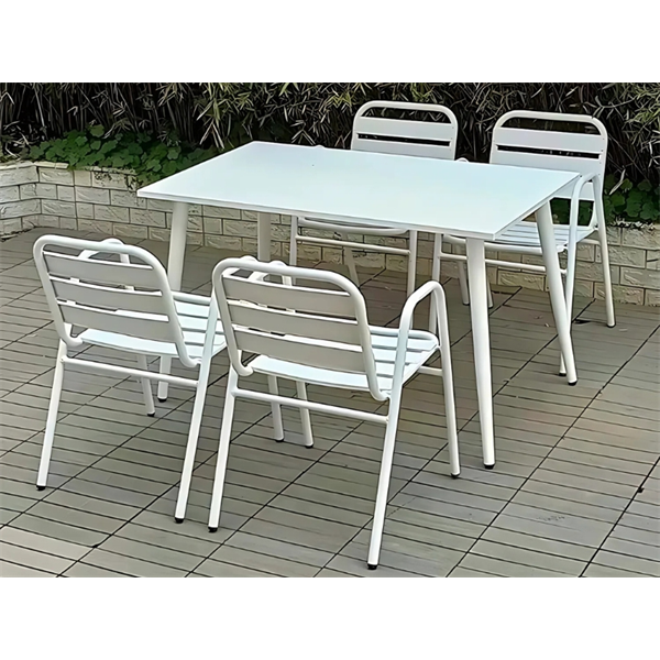 CONJUNTO MESA E CADEIRAS